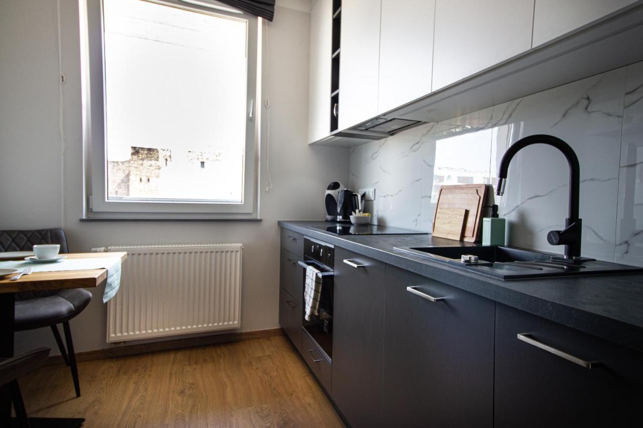 Patio Praga Metro Apartment وارسو المظهر الخارجي الصورة