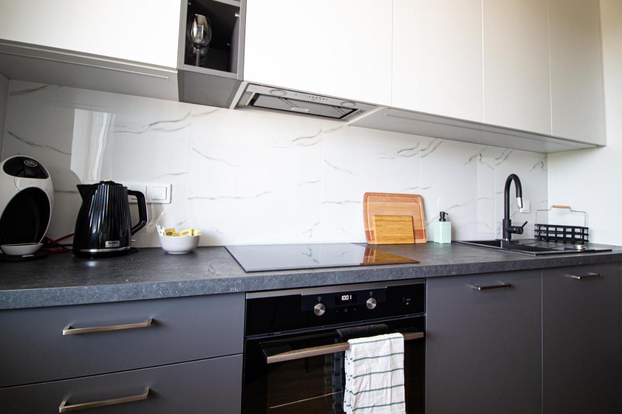 Patio Praga Metro Apartment وارسو المظهر الخارجي الصورة